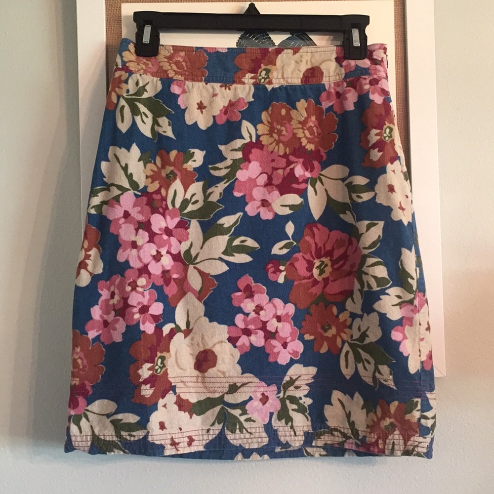 Boden Corduroy Floral Skirt/ Donating 1-18